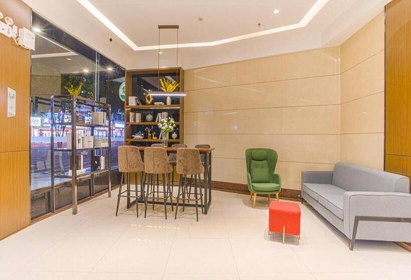 Borrman Hotel Hezhou Lingfeng Plaza