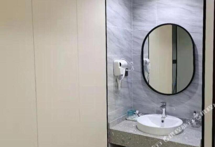 Borrman Hotel Ji An Railway Station Jinggangshan University