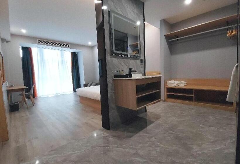 Borrman Hotel Jiangyin Zhouzhuang