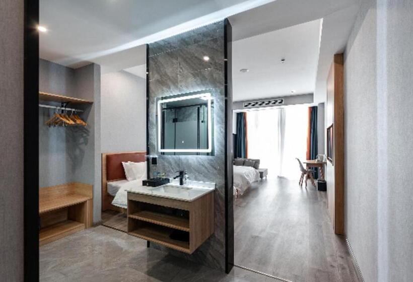 Borrman Hotel Jiangyin Zhouzhuang