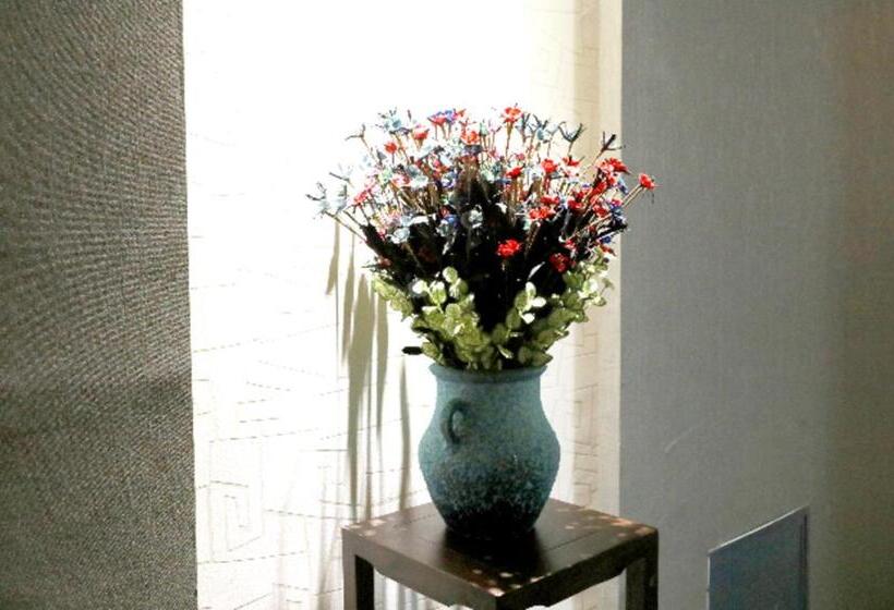 Borrman Hotel Jinzhong University Town Outlets