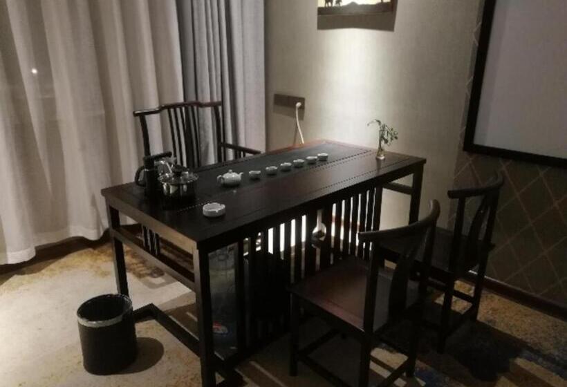 Borrman Hotel Jinzhong University Town Outlets