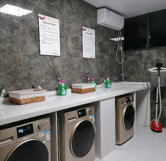 Borrman Hotel Liuzhou Liujing District Government