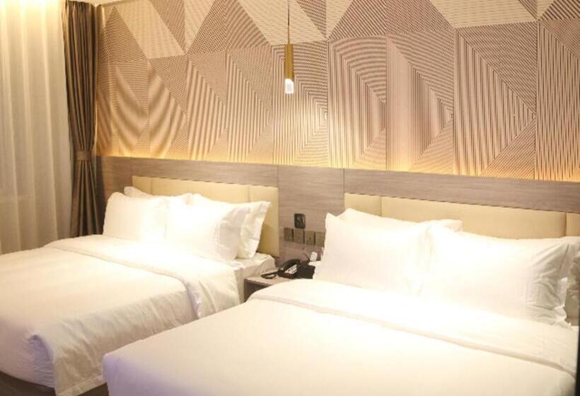 Borrman Hotel Pingyi Beifang Shicaicheng Mingde Road