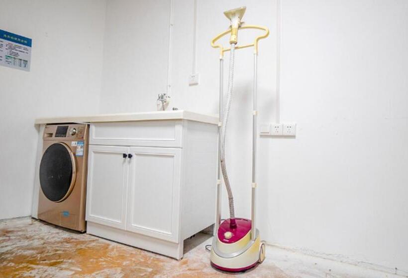 Borrman Hotel Xiangyang Gucheng National Wetland Park