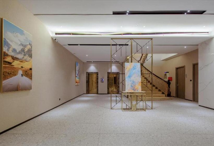 Borrman Hotel Yixing Dingshan Baolong Plaza