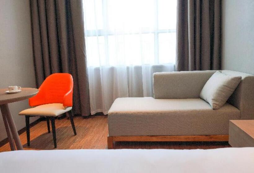 Borrman Hotel Zhonghsan Guzheng Huayi Plaza Light Rail Station