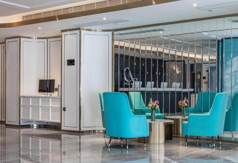 希岸deluxe酒店中山西区兴中广场店