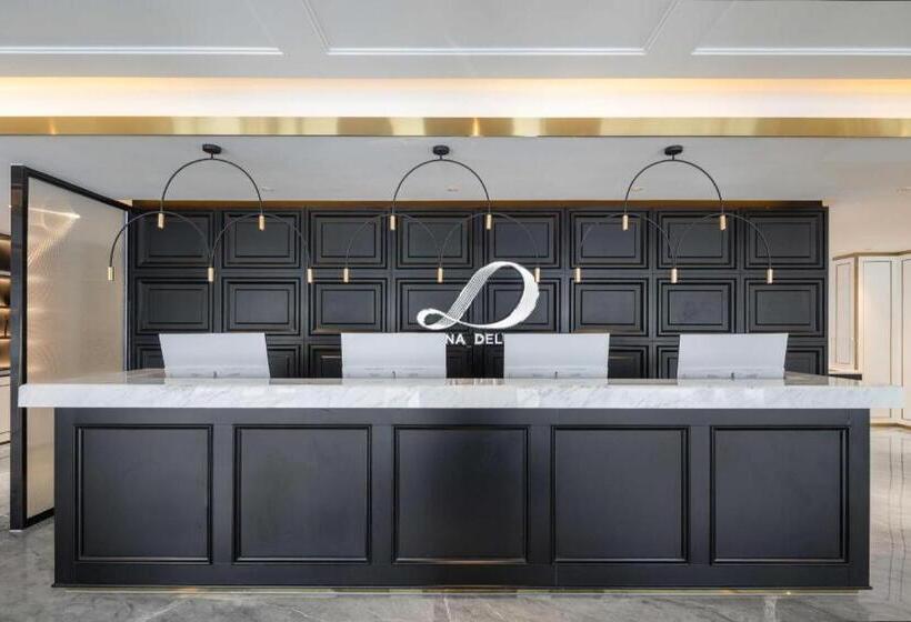 希岸deluxe酒店中山西区兴中广场店