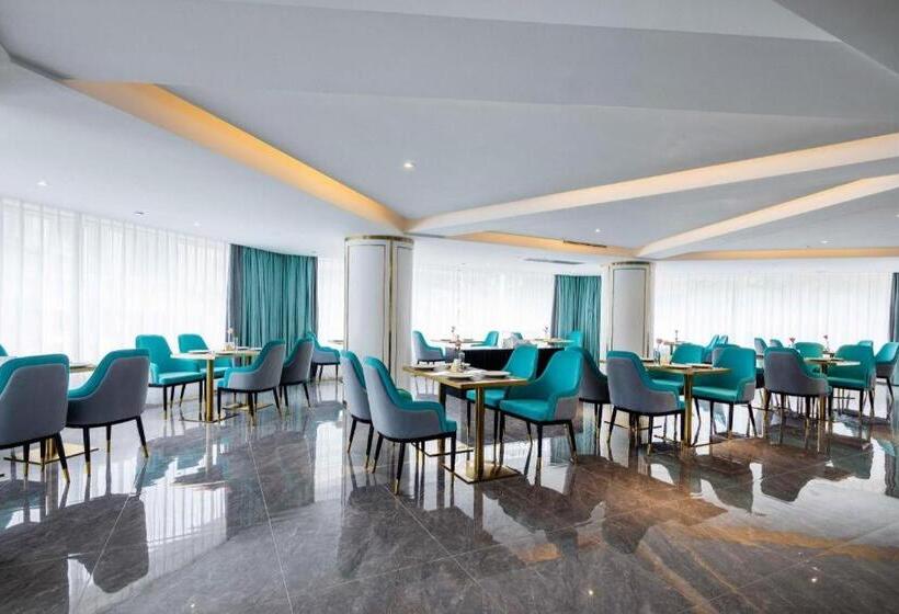 希岸deluxe酒店中山西区兴中广场店