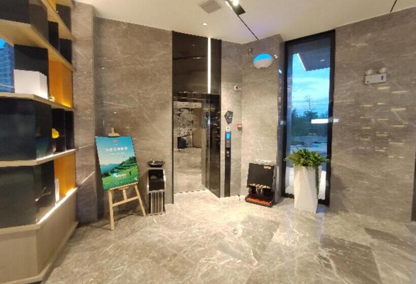 Echarm Hotel Fengcheng Fengshui Lake