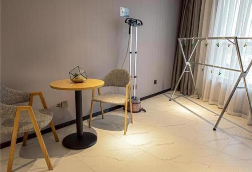 Echarm Hotel Kaifeng Jinming Square Henan University