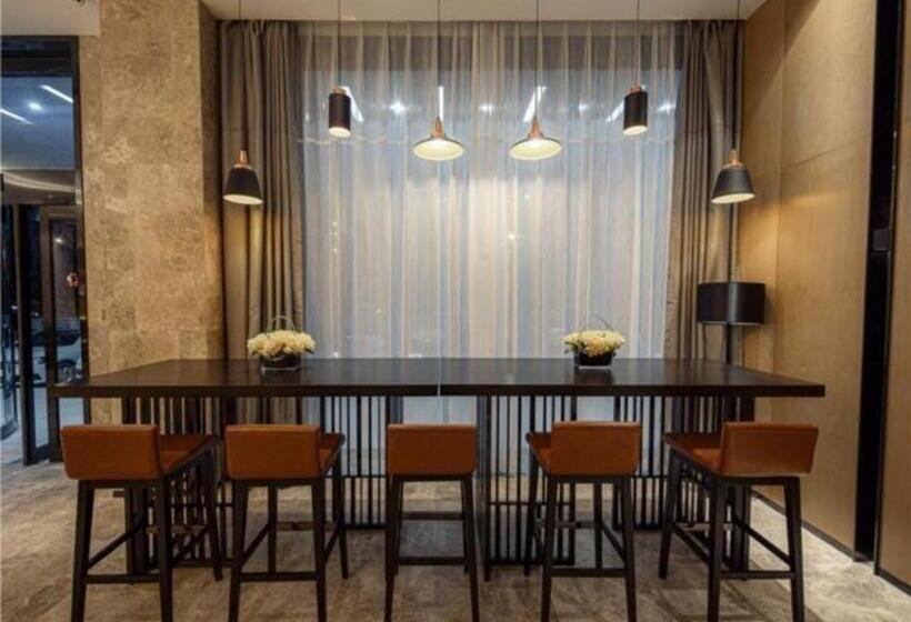 Echarm Hotel Kaifeng Jinming Square Henan University