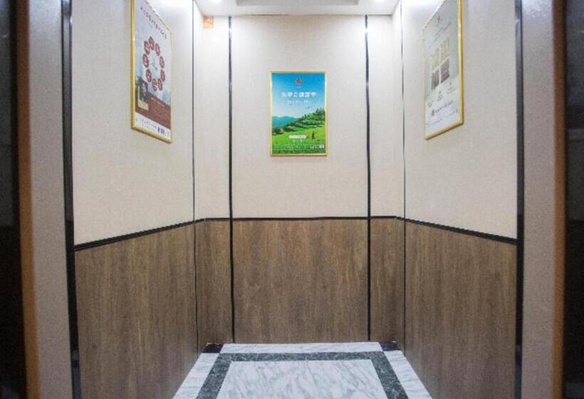 Echarm Hotel Mengzhou Yellow River Avenue