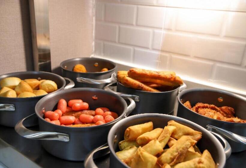 Echarm Hotel Nanjing Expo Center Olympic East Metro Station