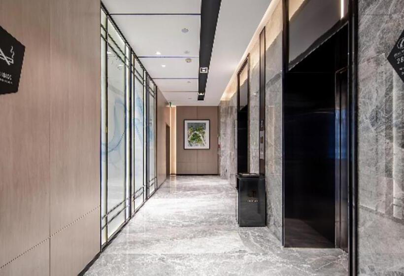 Echarm Hotel Wuzhou Wangcheng Plaza Longmumiao Sanzongfu