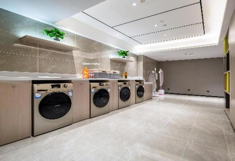 Echarm Hotel Wuzhou Wangcheng Plaza Longmumiao Sanzongfu