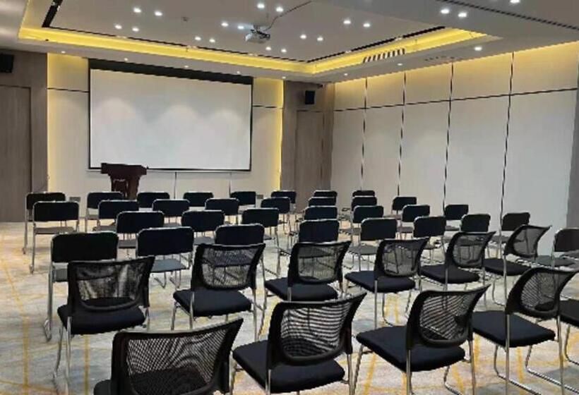 Echarm Hotel Yantai Wuzhou International