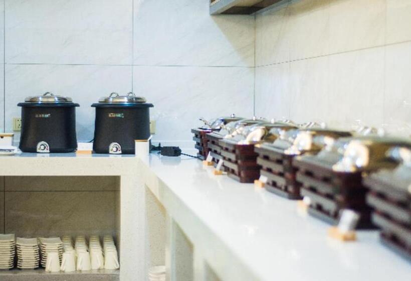 Echeng Hotel Enshi Minzu Road