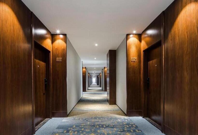 Gem Hotel Changzhou Xuejia Aoyuan North High Speed Railway Station
