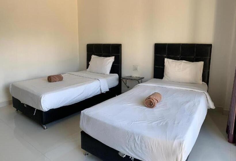 ホテル นิวธาราเพลส หล่มสัก โรงแรม