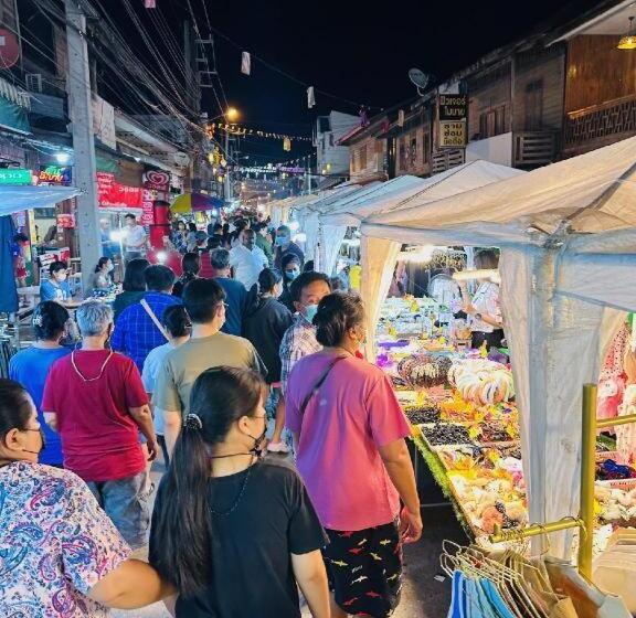 ホテル นิวธาราเพลส หล่มสัก โรงแรม