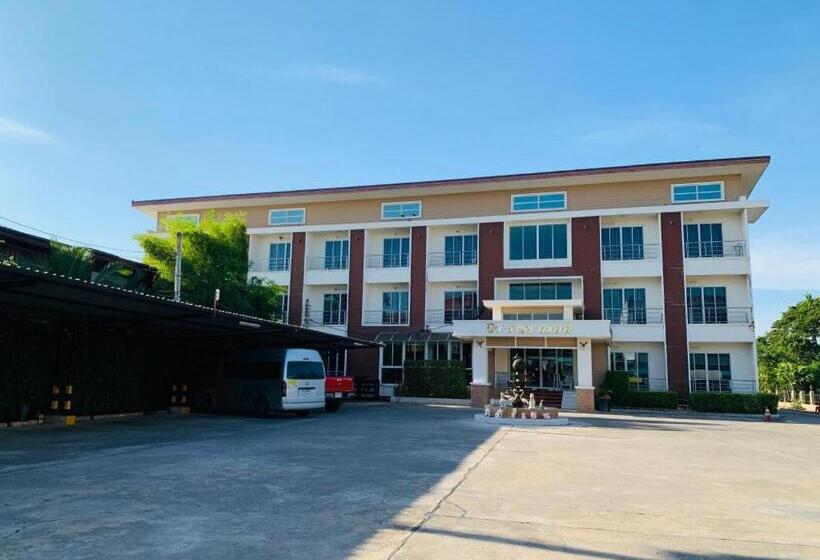 ホテル นิวธาราเพลส หล่มสัก โรงแรม