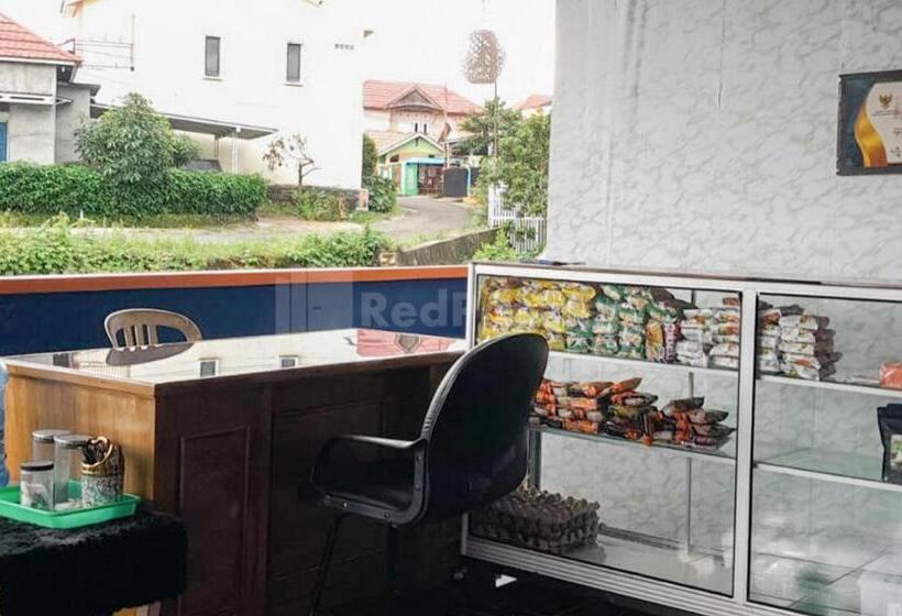 酒店 Anaqi Homestay Mitra Reddoorz