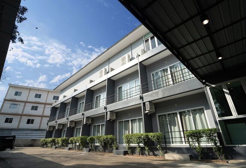 酒店 B2 Nakhon Sawan Boutique & Budget