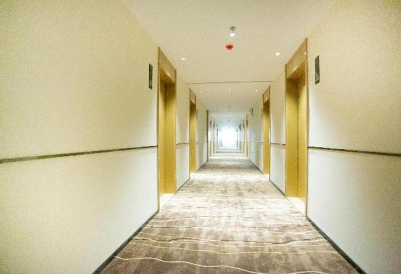 Отель City Comfort Inn Baise Expressway Exit Aegean Plaza