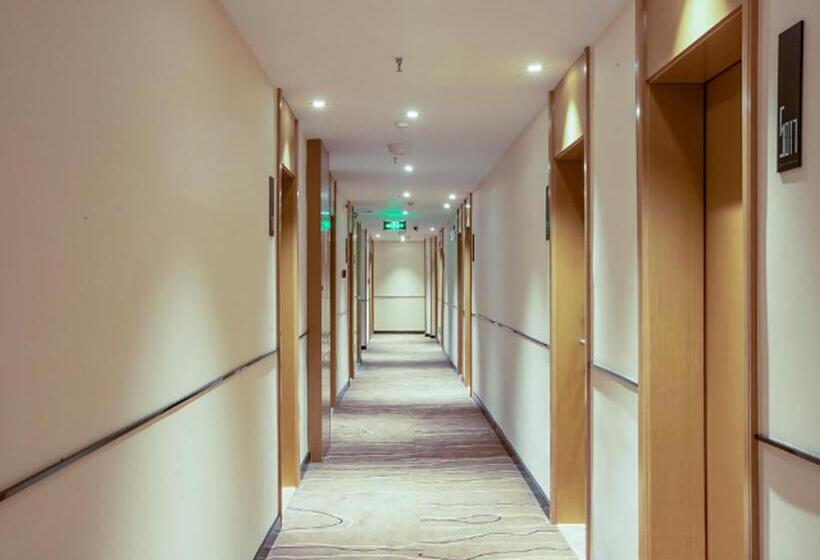 호텔 City Comfort Inn Baise Jingxi Highway Intersection Jinxiu Ancient Town