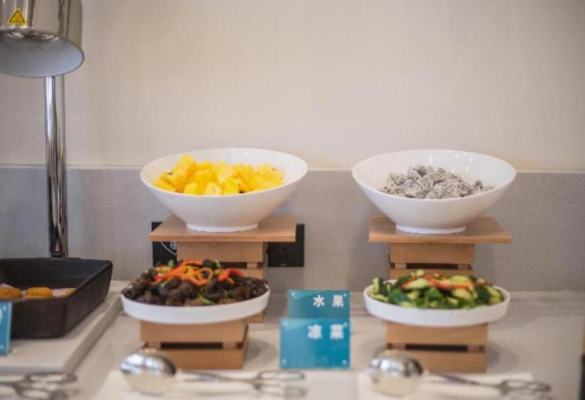 ホテル City Comfort Inn Beihai Qiaogang Window Of The Sea