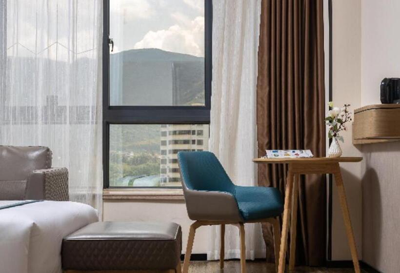 בית מלון כפרי City Comfort Inn Changjiang Avenue Henderson Square