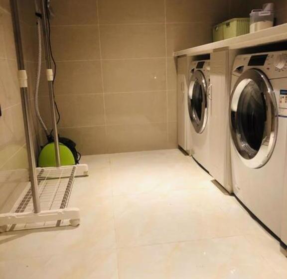 ホテル City Comfort Inn Dandong Railway Station Yalu River Scenic Area