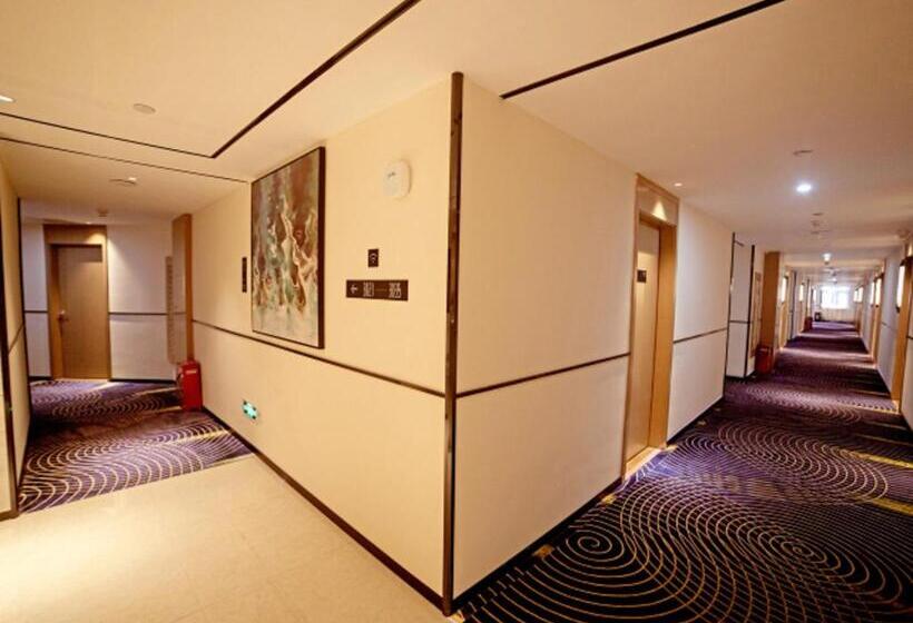 호텔 City Comfort Inn Ezhou Huahu Airport High Speed Railway Station