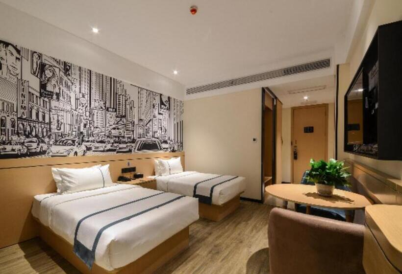 호텔 City Comfort Inn Jingzhou Fantawild Shashi Middle School