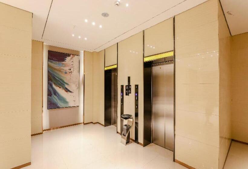 Отель City Comfort Inn Jiyuan Jishui Avenue Jigang