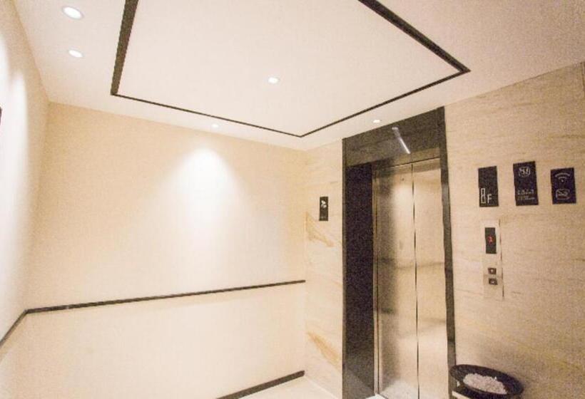 ホテル City Comfort Inn Maoming Binhai New Area Diancheng