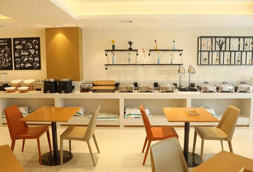 ホテル City Comfort Inn Maoming Binhai New Area Diancheng