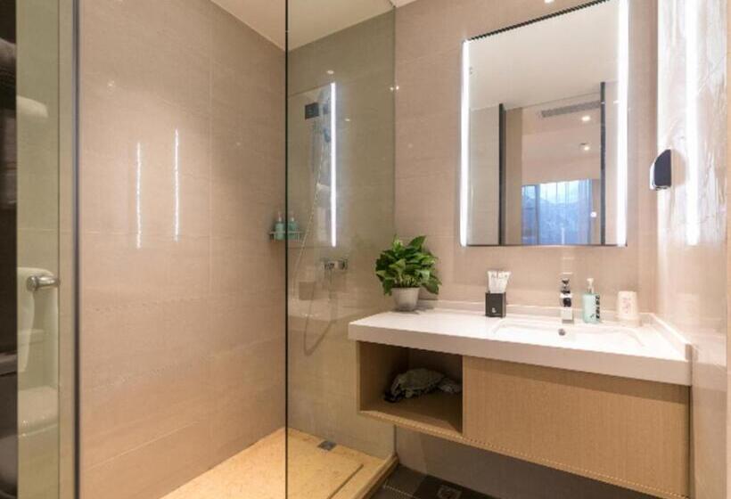 בית מלון כפרי City Comfort Inn Wuhan Dongxihu Hengda City Square