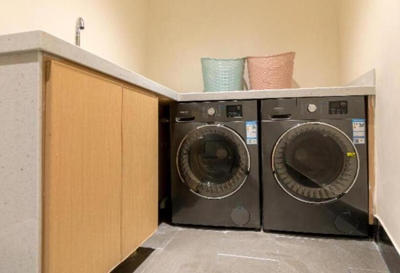 ホテル City Comfort Inn Wuhan Jindi Plaza Luojiagang Metro Station