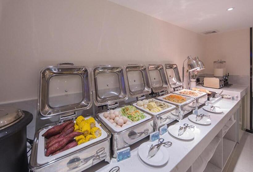 Отель City Comfort Inn Wuzhou Sanqi City Rose Lake Park