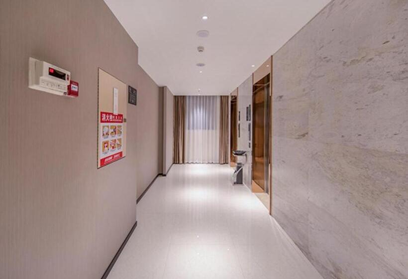 ホテル City Comfort Inn Wuzhou Xijiang Thrid Bridge