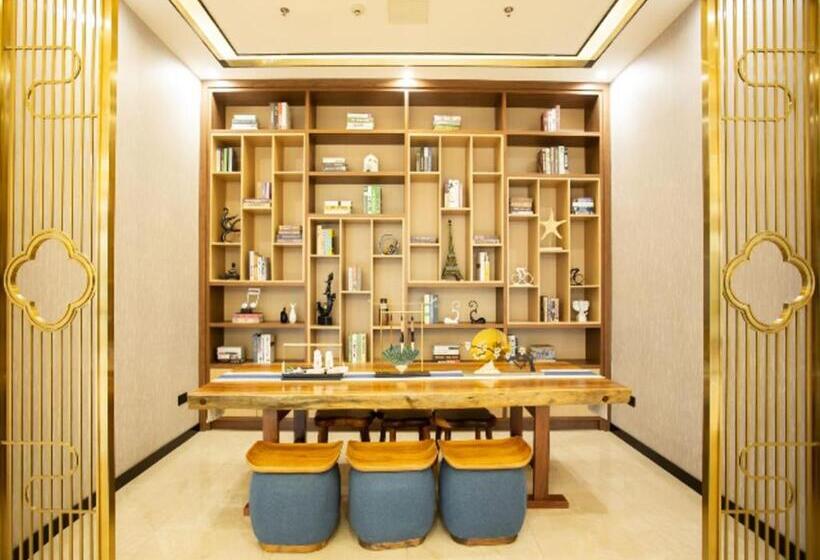 ホテル City Comfort Inn Yidu Three Gorges Qianguqing Wanda Plaza