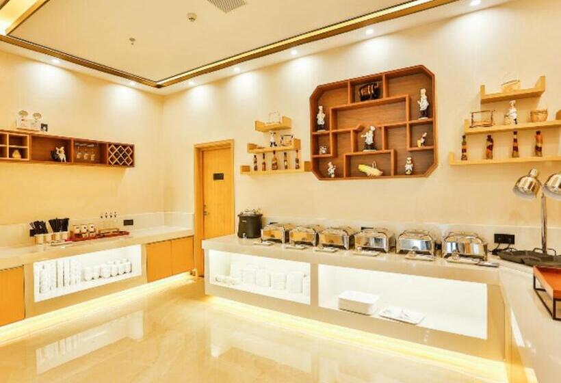 ホテル City Comfort Inn Yidu Three Gorges Qianguqing Wanda Plaza