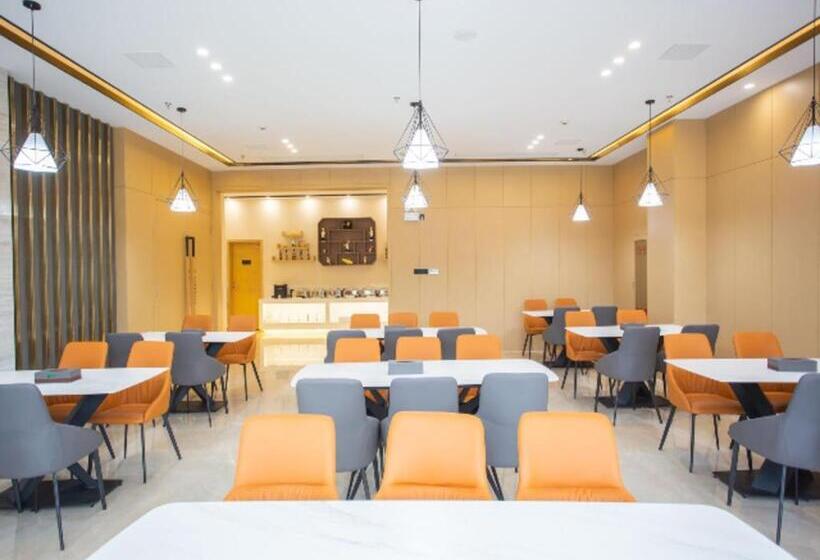 ホテル City Comfort Inn Yidu Three Gorges Qianguqing Wanda Plaza