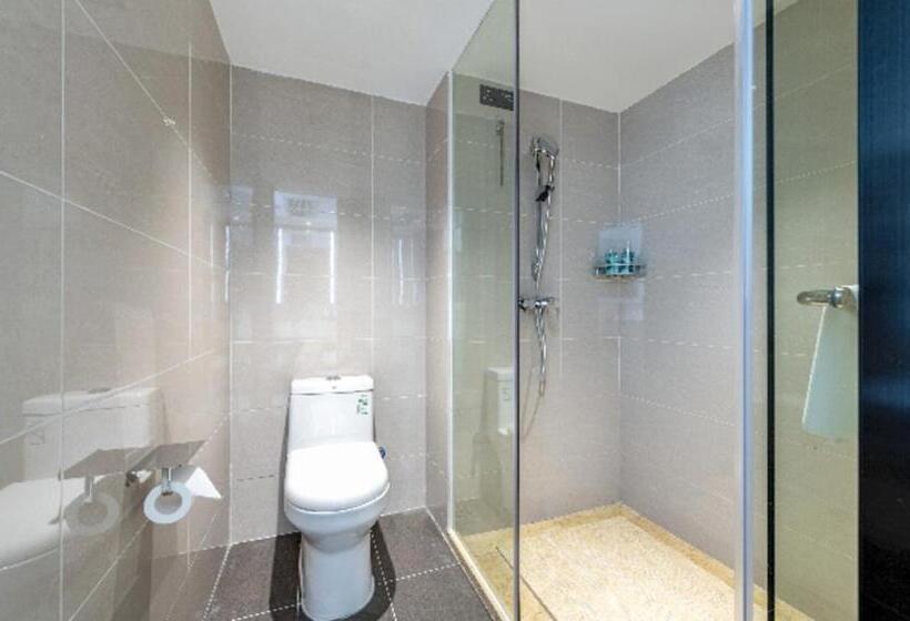 Отель City Comfort Inn Zhaoqing East Railway Station Dinghu Mountain Scenic Area