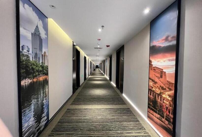 فندق Green Tree Inn Aksu Municipal Government