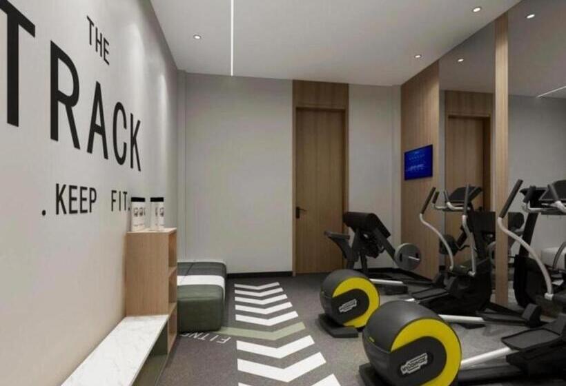 Отель Green Tree Inn Anqing Yingjiang District Wuyue Plaza