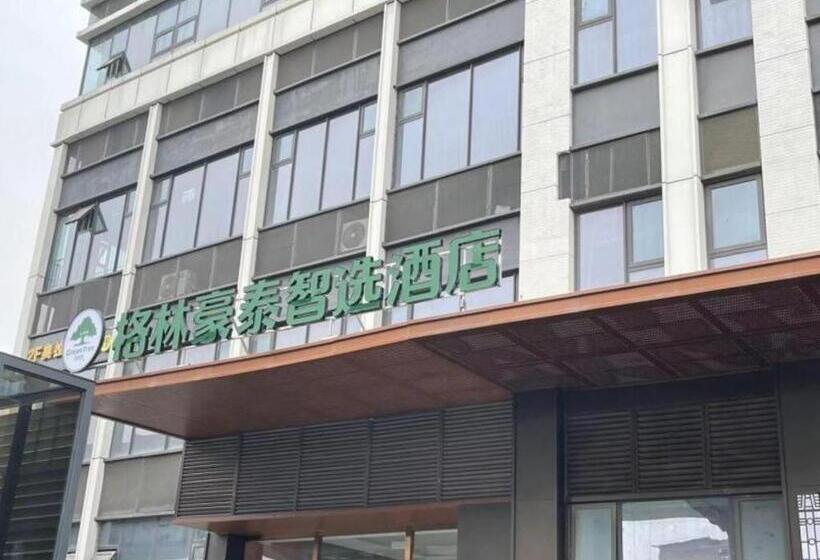 בית מלון כפרי Green Tree Inn Express Chengdu Jinniu District Railway Station Saiyuntai Metro Station